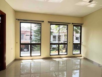 jingga alam sutera