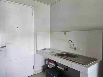 dijual rugi apartment type studio di Beverly gading serpong