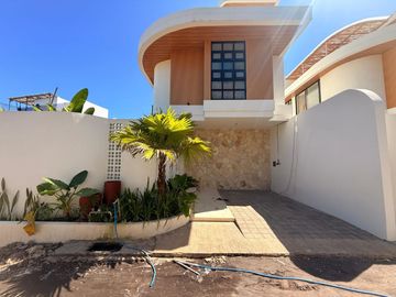 7 units luxury modern tropical villa complex in Balangan.