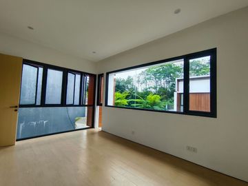 Dekat RS JIH Jogja Free Private Pool dan Furnish