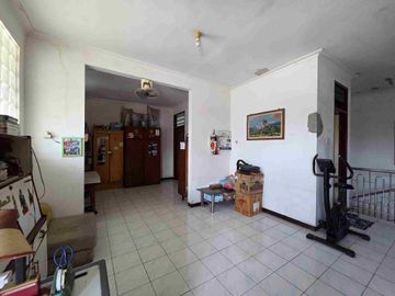 Rumah Seluas Ini Cuma Rp2,5 M?  LT 201 m² • 5 KT • Kalikepiting