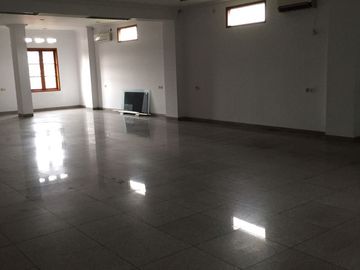 Gedung Kantor Dijual di Kramat Pela Raya, Kebayoran Baru Jakarta Selatan | LT 756 m²