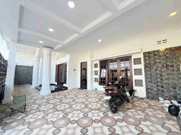 Rumah Baru Mewah American Klasik Dalam Cluster Siap Huni