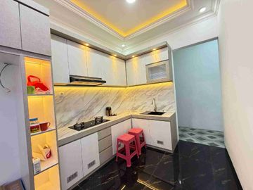 Rumah Baru Mewah American Klasik Dalam Cluster Siap Huni