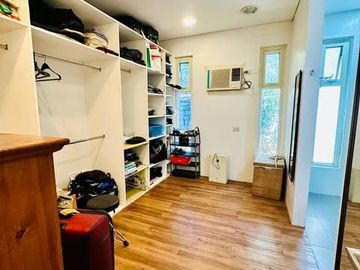 FOR SALE Old Bungalow in Forbes Park Village, Makati City - OBSH298
