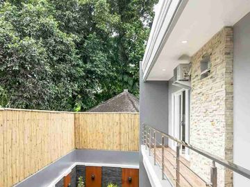 Dijual villa lokasi kerobokan dekat canggu 20 menit ke seminyak/finns beach/atlas beach
