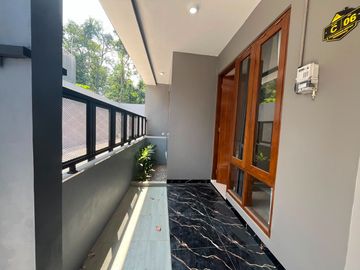 Full Furnish Rumah di Jl Kaliurang KM 12 Dekat UII Jogja