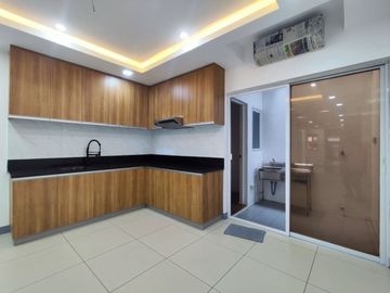 3BR Townhouse for Sale in Greenheights Novaliches with Solar Backup -AJCF