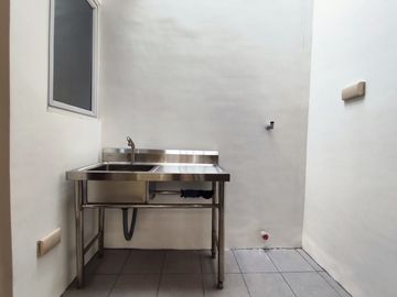 3BR Townhouse for Sale in Greenheights Novaliches with Solar Backup -AJCF