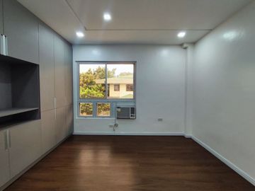 3BR Townhouse for Sale in Greenheights Novaliches with Solar Backup -AJCF