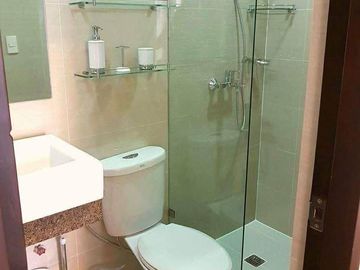 1 bedroom condominium unit in Greenbelt Hamilton for rent