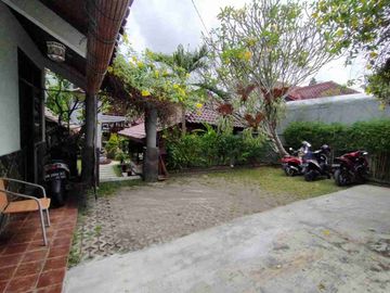 Dijual Rumah Antik Luas 737 m2 ada Joglo / Pendopo sangat cocok untuk Guest House
