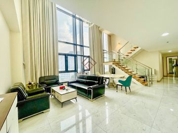FOR SALE Below Zonal 4BR Penthouse Unit in The Albany at McKinley West, Taguig City - SC161