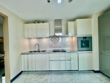 FOR SALE Below Zonal 4BR Penthouse Unit in The Albany at McKinley West, Taguig City - SC161