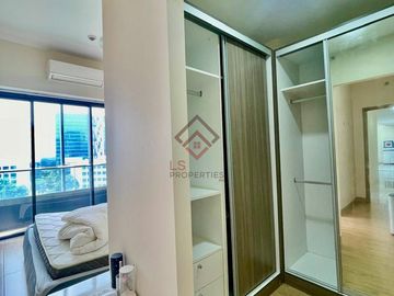 FOR SALE Below Zonal 4BR Penthouse Unit in The Albany at McKinley West, Taguig City - SC161