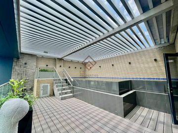 FOR SALE Below Zonal 4BR Penthouse Unit in The Albany at McKinley West, Taguig City - SC161