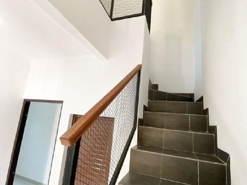 Rumah Beji Timur, Dekat Tol Kukusan, READY SIAP HUNI Murah Mewah, 2 LANTAI, Depok Dijual