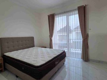 Rumah Siap Huni Dekat KIC Gatsu di Paramount Village Semarang Barat