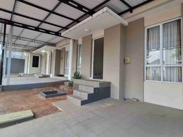 Rumah Siap Huni Dekat KIC Gatsu di Paramount Village Semarang Barat