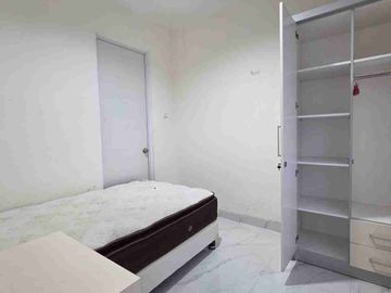 Rumah Siap Huni Dekat KIC Gatsu di Paramount Village Semarang Barat