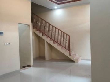 Rumah Rangkapan Jaya, READY SIAP HUNI, Murah Mewah, 2 LANTAI di Kota Depok, Dijual (SAO)