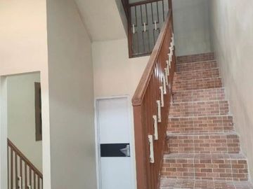 Rumah Rangkapan Jaya, READY SIAP HUNI, Murah Mewah, 2 LANTAI di Kota Depok, Dijual (SAO)