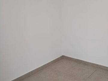 CÓMODO Y ECONÓMICO DEPARTAMENTO DE 2 RECÁMARAS CON SUS DEMÁS ÁREAS EN LOS REYES COYOACÁN.