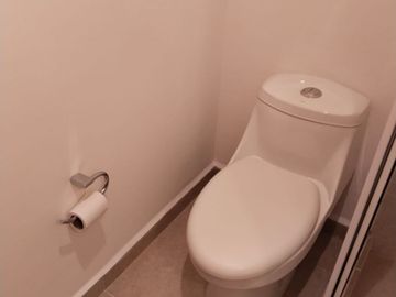CÓMODO Y ECONÓMICO DEPARTAMENTO DE 2 RECÁMARAS CON SUS DEMÁS ÁREAS EN LOS REYES COYOACÁN.