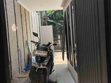 di jual cepat rumah Jl.jambul, padurenan, mustikajaya, bekasi timur, bekasi kota