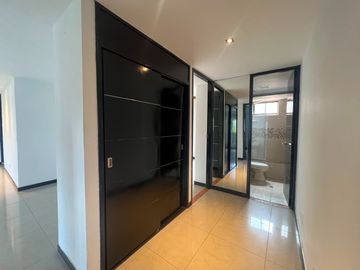 Apartamento en Arriendo en La Herradura poblado, Medellín Antioquia