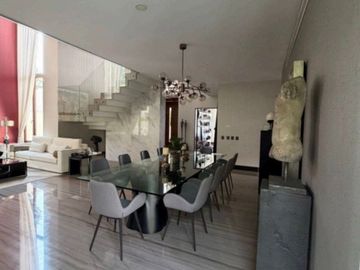 ESPECTACULAR CASA EN PUERTA AQUA