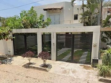 CASA DE RECUPERACIÓN BANCARIA EN Orca 103, Los Delfines, Puerto Vallarta, 48325, México.