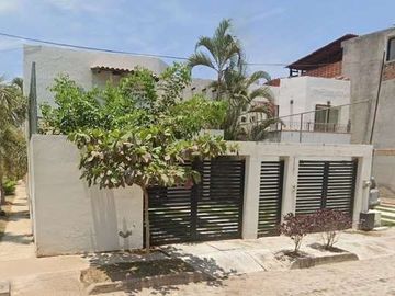 CASA DE RECUPERACIÓN BANCARIA EN Orca 103, Los Delfines, Puerto Vallarta, 48325, México.