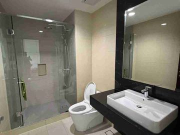 dijual apartmen  kensington  klp gading