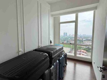 dijual apartmen  kensington  klp gading