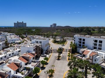 DEPARTAMENTO EN RENTA EN MAZATLÁN, 2 RECS, ALBERCA, FRACCIONAMIENTO AZUL PACIFICO