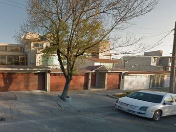 GRAN OPORTUNIDAD  CASA EN , CD. SATÉLITE, EN REMATE