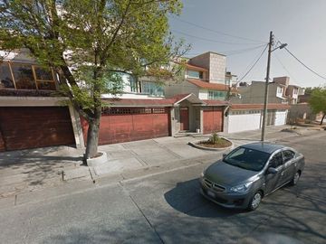 GRAN OPORTUNIDAD  CASA EN , CD. SATÉLITE, EN REMATE
