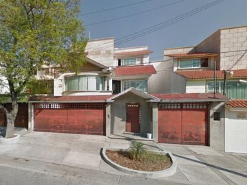 GRAN OPORTUNIDAD  CASA EN , CD. SATÉLITE, EN REMATE