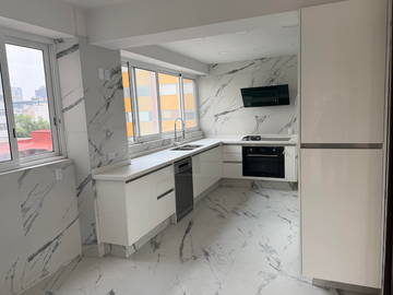 DEPARTAMENTO EXTERIOR TOTALMENTE REMODELADO EN ROMA NORTE