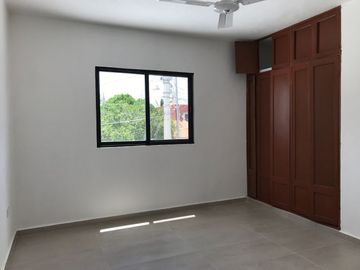 CASA EN RENTA COL MAYA YUCATAN A 1 CALLE DE AVENIDA