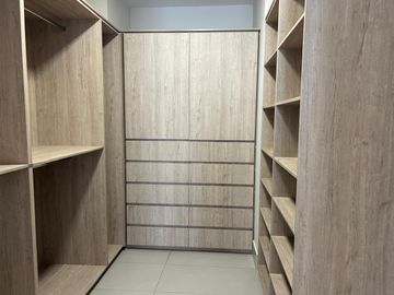 VENTA DEPARTAMENTO NUEVO 90m2  EN ZONA SUR - VALLE ORIENTE
