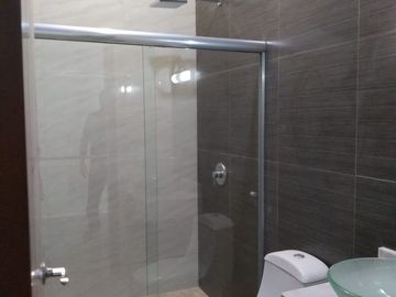 CASA NUEVA EN RENTA EN HERMOSO FRACCIONAMIENTO PRIVADO