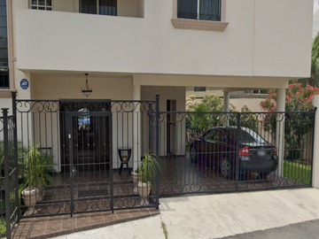 CASA EN VENTA EN COLONIA CONTRY, MONTERREY, NUEVO LEÓN