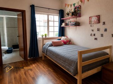 Hermosa Casa de Una Planta en Excelente Ubicación