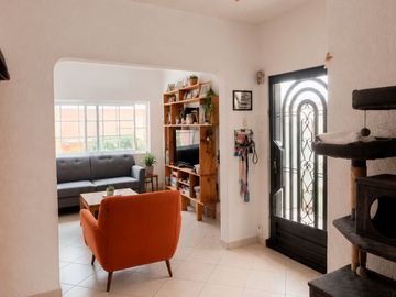 Hermosa Casa de Una Planta en Excelente Ubicación