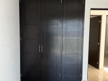 VENDO CASA EN VILLAS DE BERNALEJO, IRAPUATO, GUANAJUATO