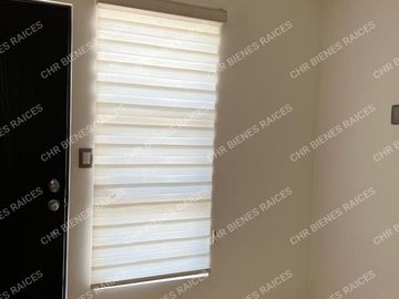 VENDO CASA EN VILLAS DE BERNALEJO, IRAPUATO, GUANAJUATO