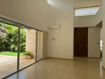 Casa en renta Mérida Yucatán Country Club