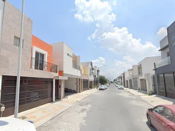 CASA EN VENTA EN COL. CUMBRES ELITE 4TO SECCTOR, MONTERREY.